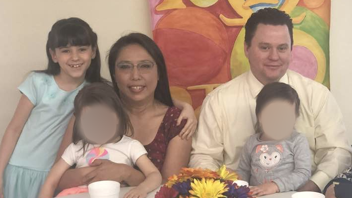 Esta foto sin fecha muestra a la familia McCormack. NBC 7 ha alterado la imagen para proteger la identidad de los niños sobrevivientes. De izquierda a derecha, Aarabella McCormack, Leticia McCormack y Brian McCormack.