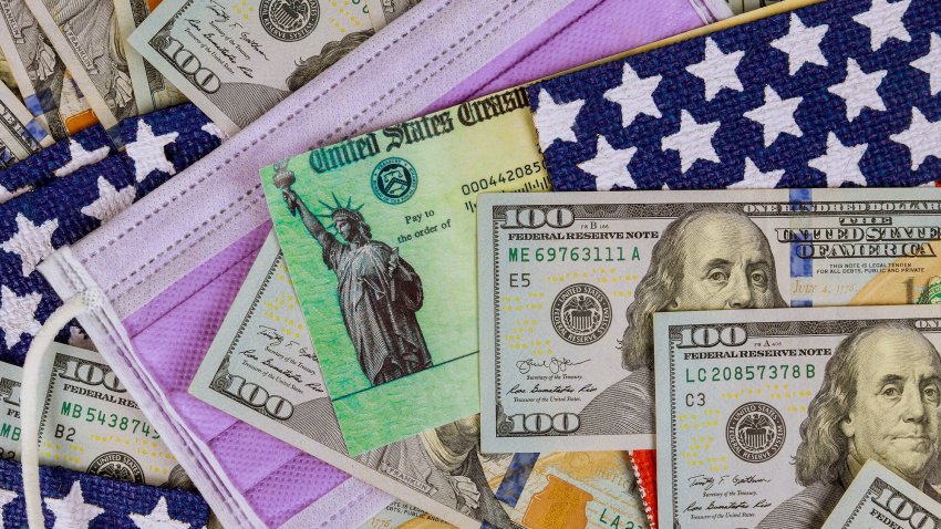 Vandalizan la casa del republicano Mitch McConnel en Kentucky