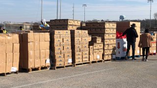 The National Guard and the Tarrant Area Food Bank teamed up Friday, to hand out hundreds of boxes of food to families in need.