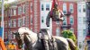 En video: así removieron polémica estatua de general confederado en Virginia