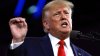 “Un fraude total y absoluto”: Trump reaparece en público y critica al Comité del 6 de enero