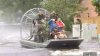 Labores de rescate sobre botes en Orlando