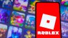 Acusan a adolescente de usar Roblox para incitar a menores a abusar sexualmente de otros niños