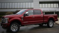 Ford ordena el retiro del mercado de 310,000 camionetas por falla en bolsas de aire