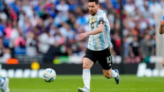 El actual campeón de la Copa América, Argentina, defenderá su título el año próximo en Estados Unidos. En la foto, Lionel Messi.