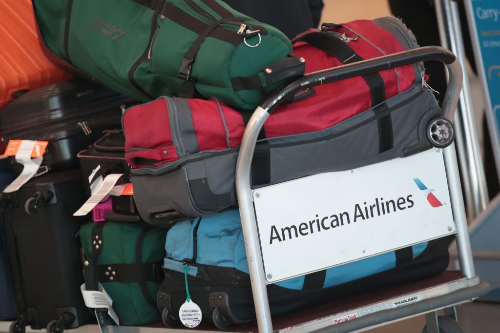 maleta facturada american airlines