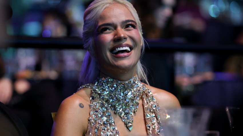 Karol G recibe el premio “Mujer del Año” de Billboard