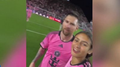 Niña logra tomarse selfie con Messi en pleno partido del Inter Miami
