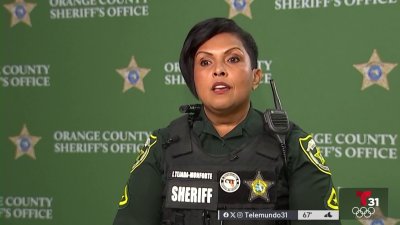 Mujer policía vela por la seguridad de nuestros niños en Florida Central
