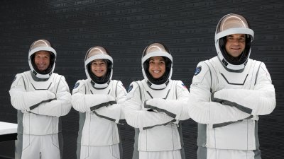 Cuatro personas intentarán la primera caminata espacial privada con la Misión Polaris