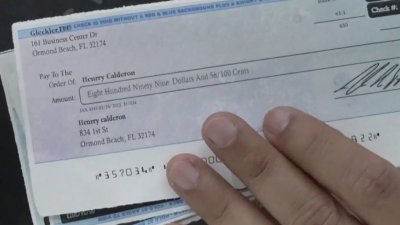 Negocios latinos denuncian estafas con cheques falsos