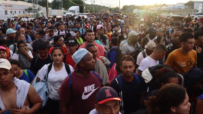 Caravana migrante parte del sur de México con la meta de llegar a EEUU antes de la presidencia de Trump