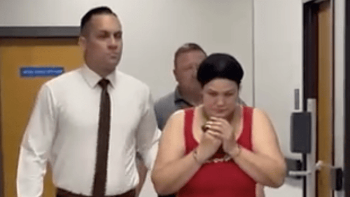Arrestan a mujer tras desaparición de compañera de cuarto en 2022 – Telemundo Orlando (31)