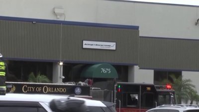 Incendio en empresa aeroespacial de Orlando deja cinco heridos