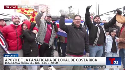 Afición de Costa Rica apoyando a su selección ante EE.UU. en Orlando