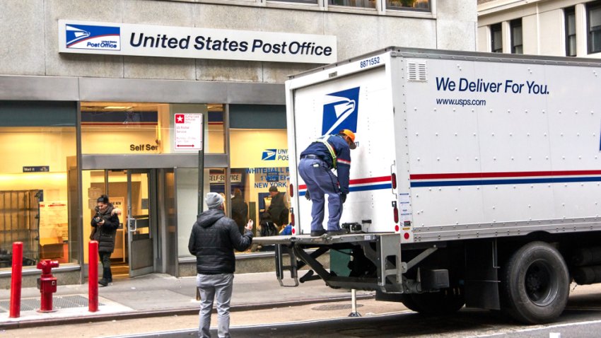 ¿Cómo te afecta? El Servicio Postal suspende la entrada de algunos paquetes desde China