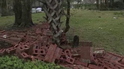 Varias casas sufren daños por las tormentas en el condado Seminole